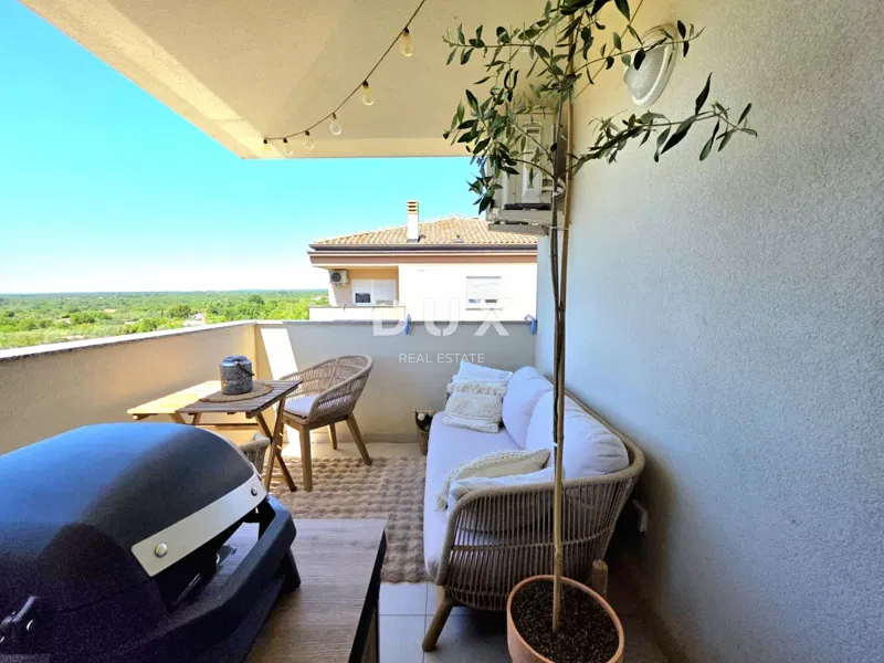 ISTRIA, PEROJ - Elegante appartamento 2BR+LR con vista panoramica sul mare, terrazza, parcheggio e completamente attrezzato – 2