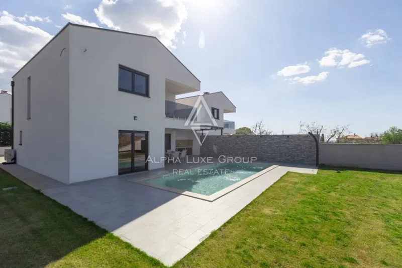 Istria, Parenzo: Casa moderna con piscina vista mare – 2