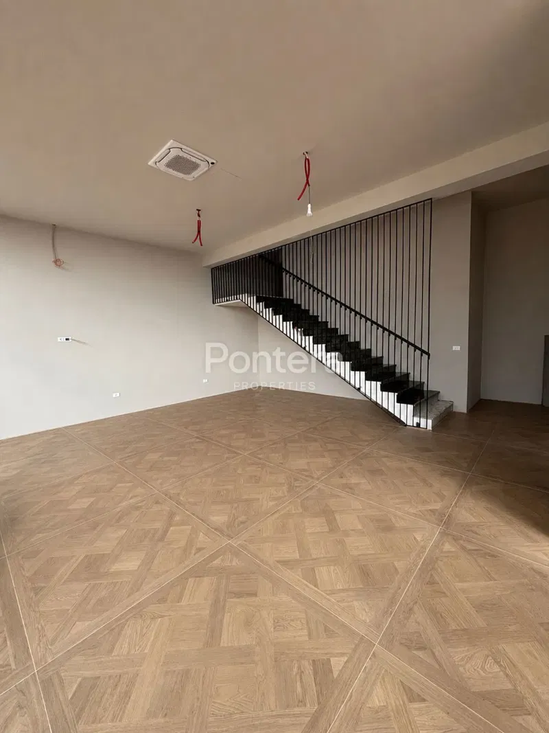 ISTRIA, POREČ - Office building 555.06m2 – 2