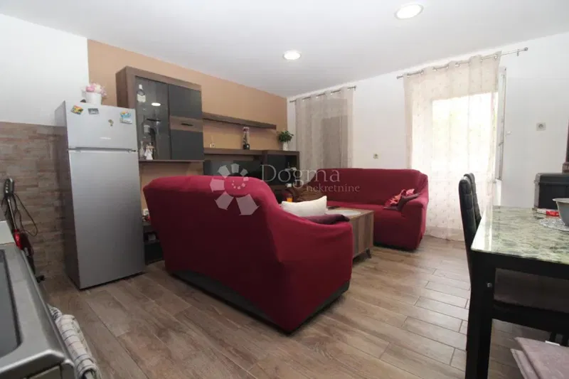 Dům Lukeži, Jelenje, 90m2