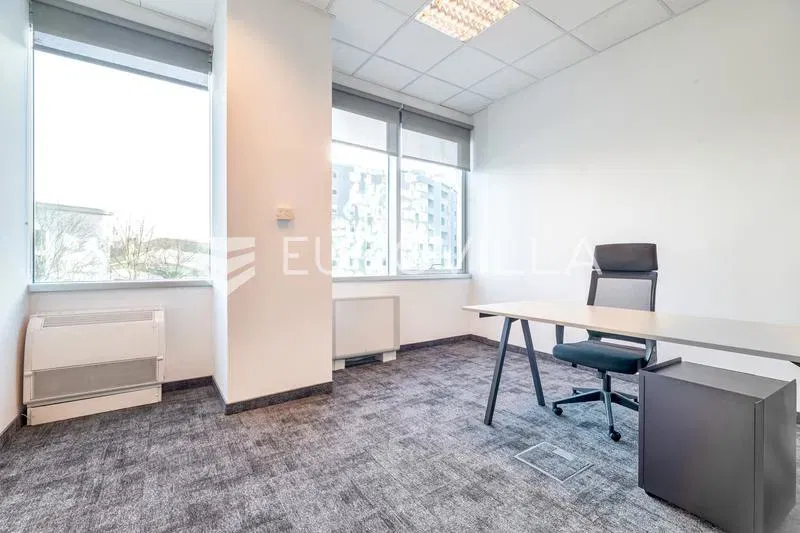 Zagreb, Radnička, center of the business zone, business premises 191 m² on the 1st floor – 3