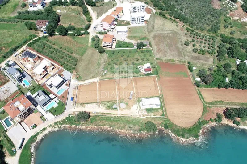 Building land with sea view - investment opportunity in Pomer – 2