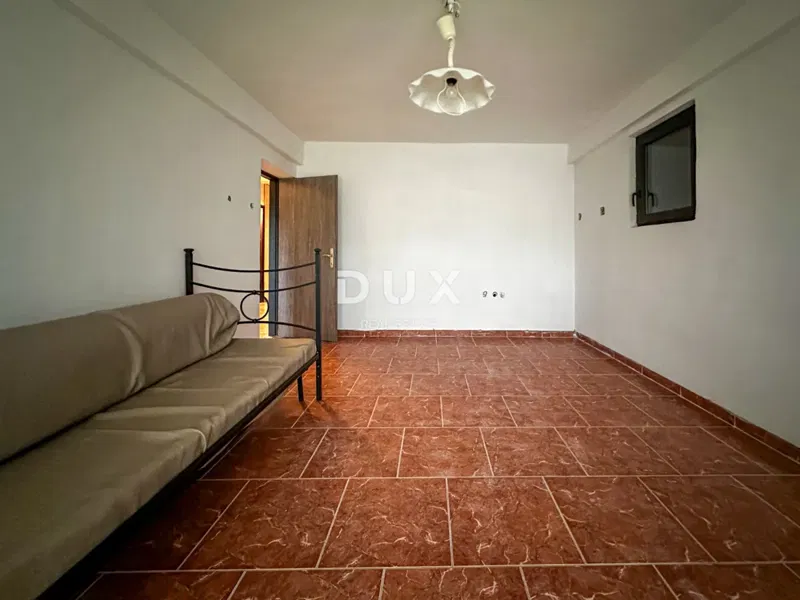 MATULJI - 4 bedrooms + living room with large garden and garage – 2
