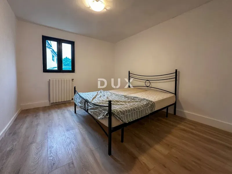 MATULJI - 4 bedrooms + living room with large garden and garage – 3