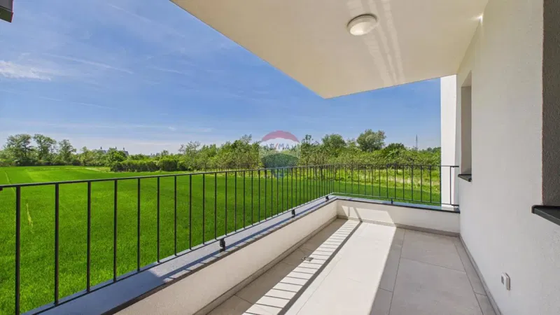 Квартира/Апартамент Resnik, Peščenica - Žitnjak, 99,70m2 – 2