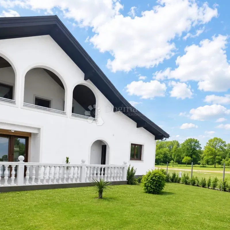 Дом Kozari put, Peščenica - Žitnjak, 166m2 – 3