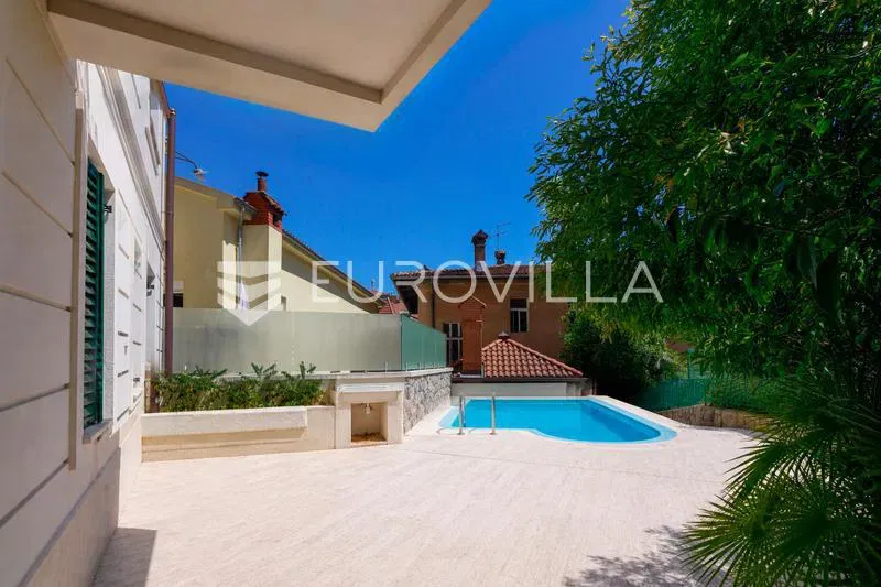 Opatija, Center, Beautiful Detached House with Pool and Tavern, 140 m from the Sea – 3