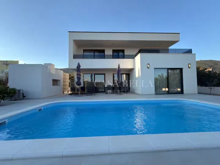 House Kaštel Novi, Kaštela, 257m2 – 2