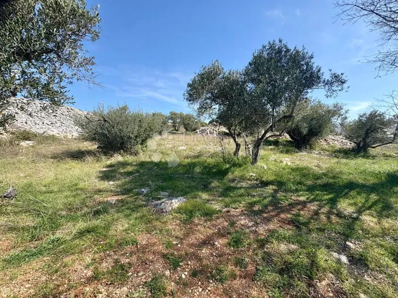 Terreno edificabile Krk, 671m2 – 2