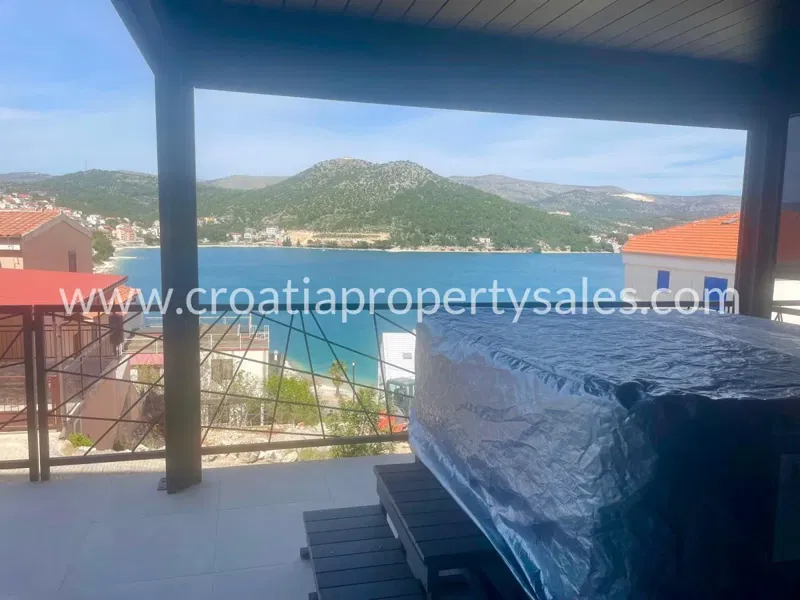Trogir/Ciovo, apartment for sale, 566.500 € – 3