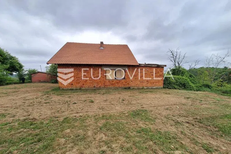 Topusko, house 150 m², 72400 m² of land with a beautiful view – 2