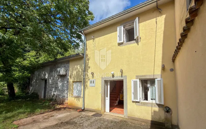 BARBAN, casa a schiera istriana parzialmente ristrutturata – 2