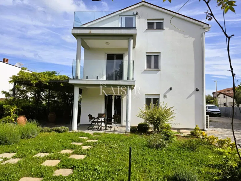 Istria - Poreč, house with sea view near Poreč. – 2