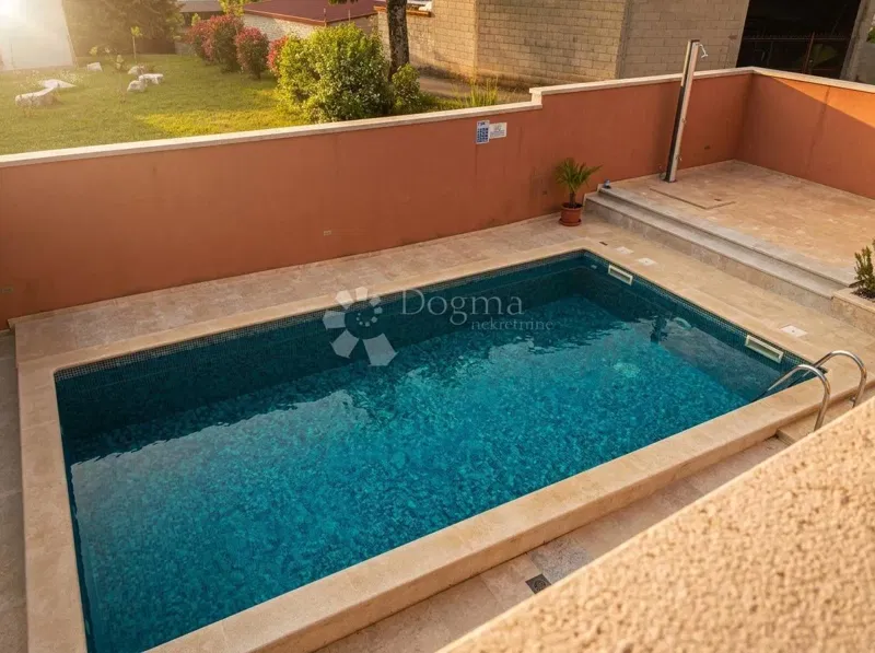 House Tinjan, 536m2 – 3