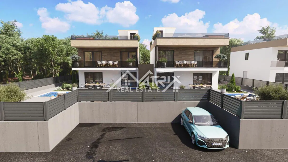 Brtonigla, moderna dvojna kuća s bazenom, 170m2