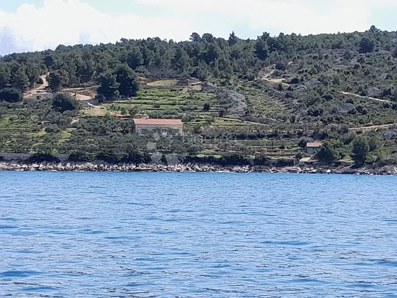 Agricultural land Milna, 23.676m2 – 3