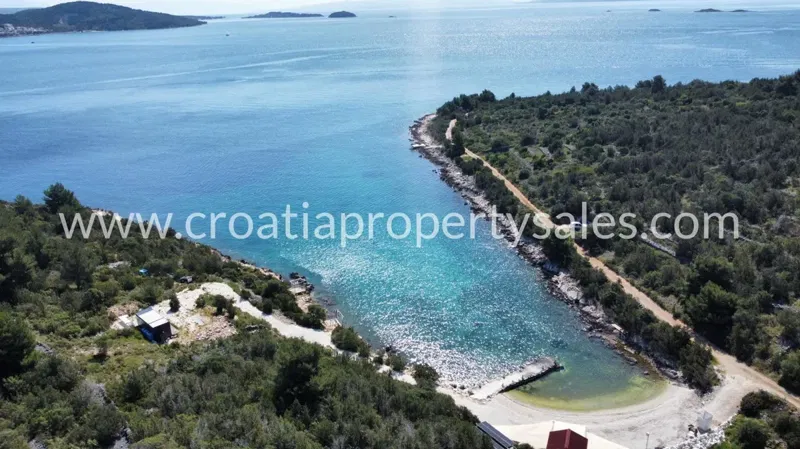 Trogir/Čiovo, poljoprivredno zemljište, prodaja, 110.000 €