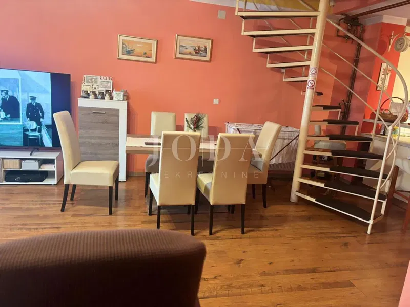 Matulji, Jušići, appartamento duplex, 2 balconi – 3