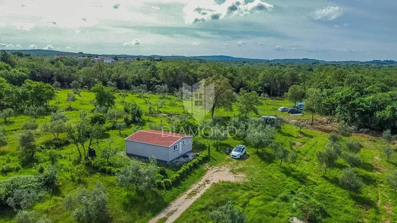 Land Kaštel, Buje, 1.283m2 – 2