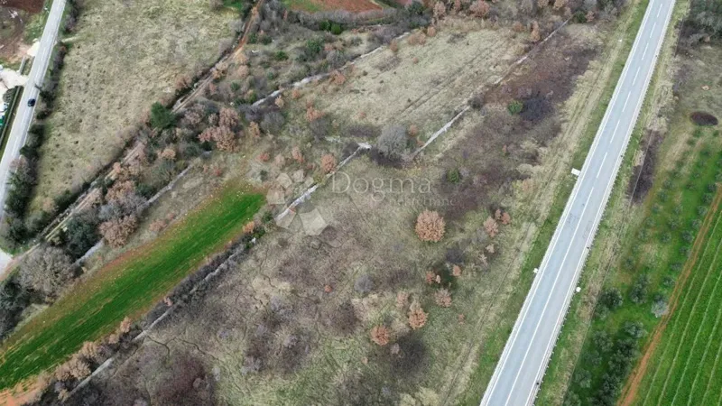 Agricultural land Vodnjan, 8.255m2 – 2