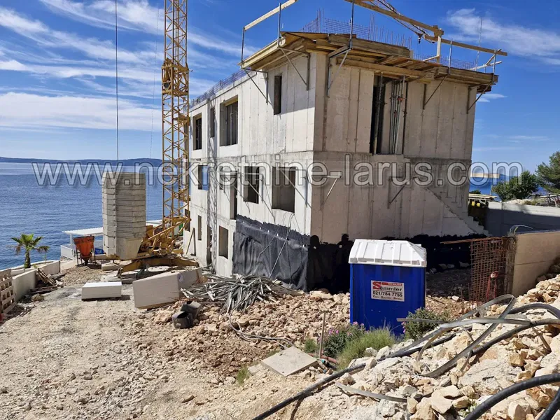Apartment S2, first floor, directly by the sea and beach, Okrug Gornji – 2
