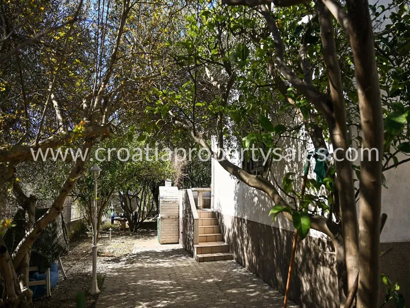 Ház Hvar – 3