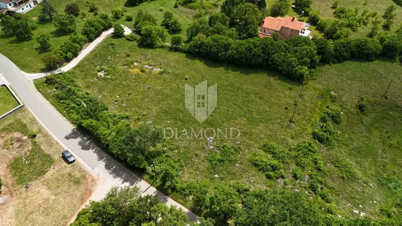 TERRENO EDIFICABILE, A 2 KM DAL CENTRO DI LABAN – 2