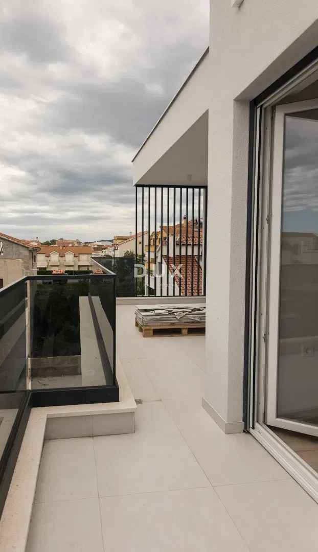 DALMATIA, VODICE - Exclusive penthouse with a roof terrace of 80 m², 500m from the sea – 2