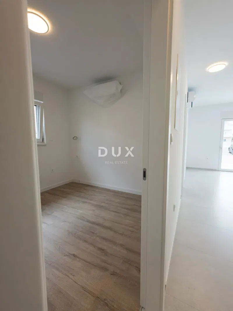 DALMATIA, VODICE - Two bedroom apartment on the ground floor S1 5min from the beach – 2