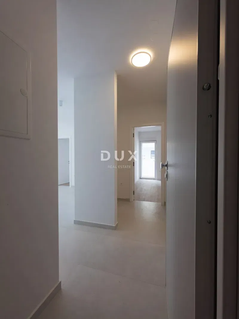 DALMACJA, VODICE - Dwupokojowy apartament na parterze A2 5 min od plaży – 2