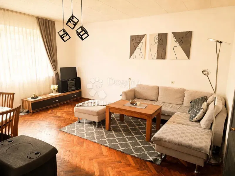 Stanovanje Centar, Požega, 72m2