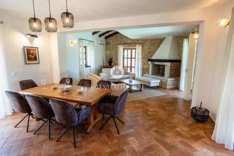 Charming Istrian Villa with Pool and Landscaped Garden – 2