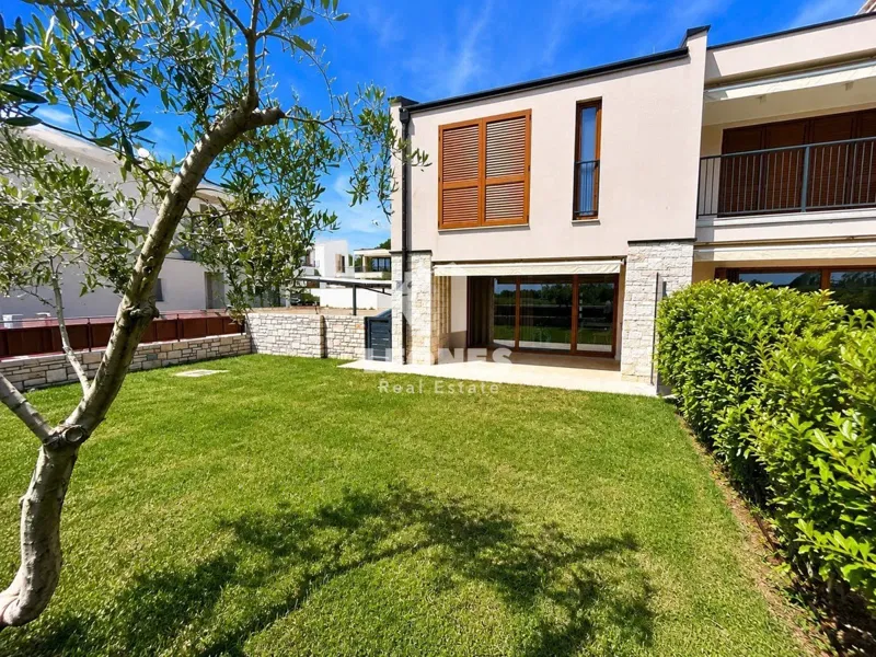 Splendida casa terminale con vista sul mare a Novigrad – 2