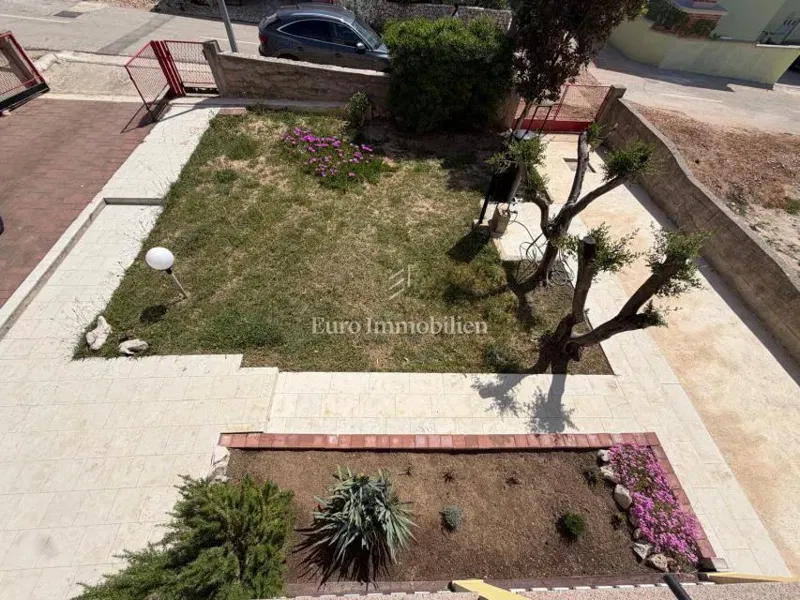 Povljana, house with extra apartment, 300 m from the sea – 2