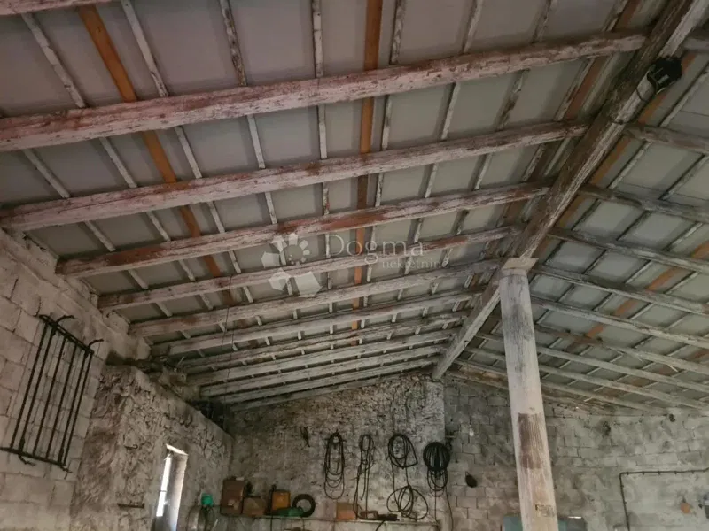 Garázs Nova Vas, Brtonigla, 150m2