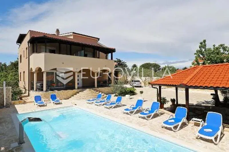 Zadar, Privlaka, beautiful villa with great potential – 2