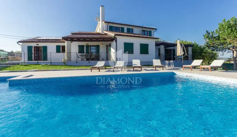 Barban, splendida villa con piscina – 3