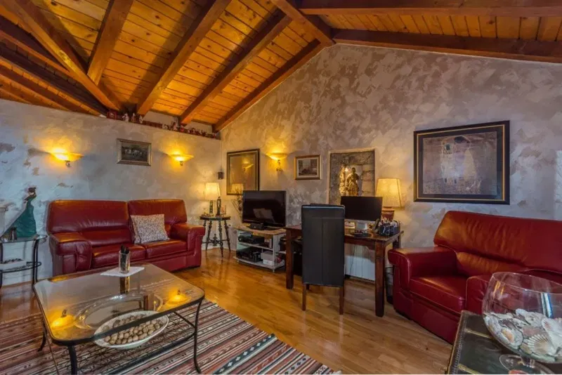 OPATIJA, POLJANE - two houses, 223m2 and a garden with a swimming pool – 2