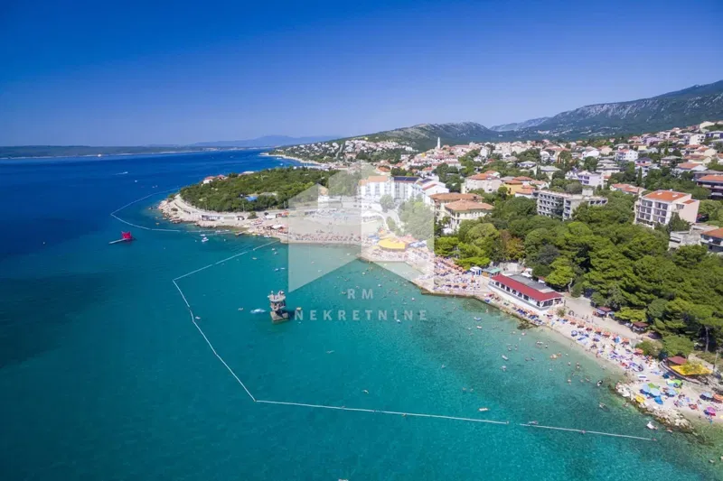 PRILIKA!!! 4 gradilišta, Novi Vinodolski, pogled na more