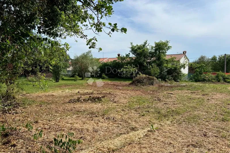 Building land Višnjan, 830m2 – 2
