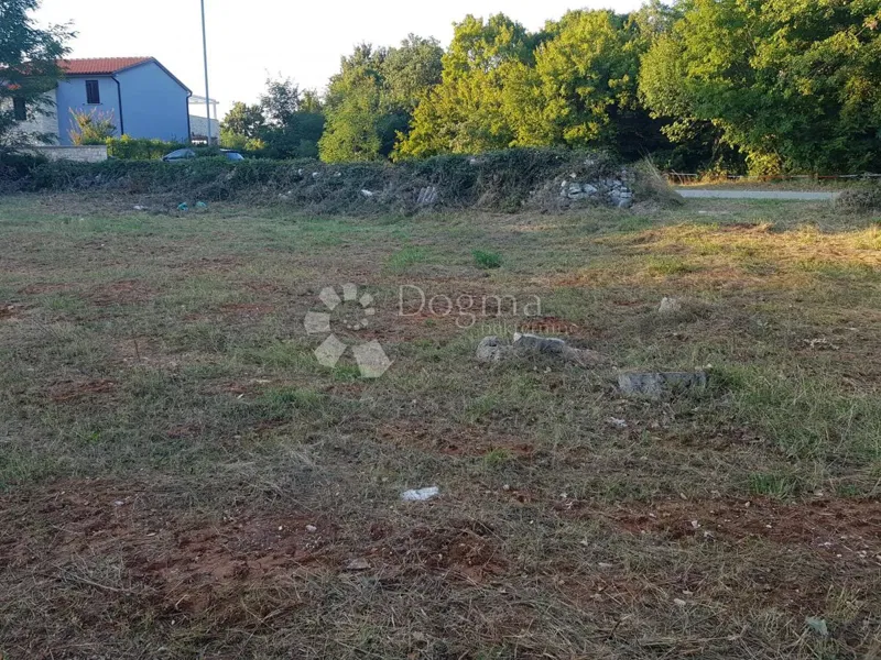 RITKA AJÁNLAT! ÉPÍTÉSI TELEK ROVINJ KÖZELÉBEN – 2