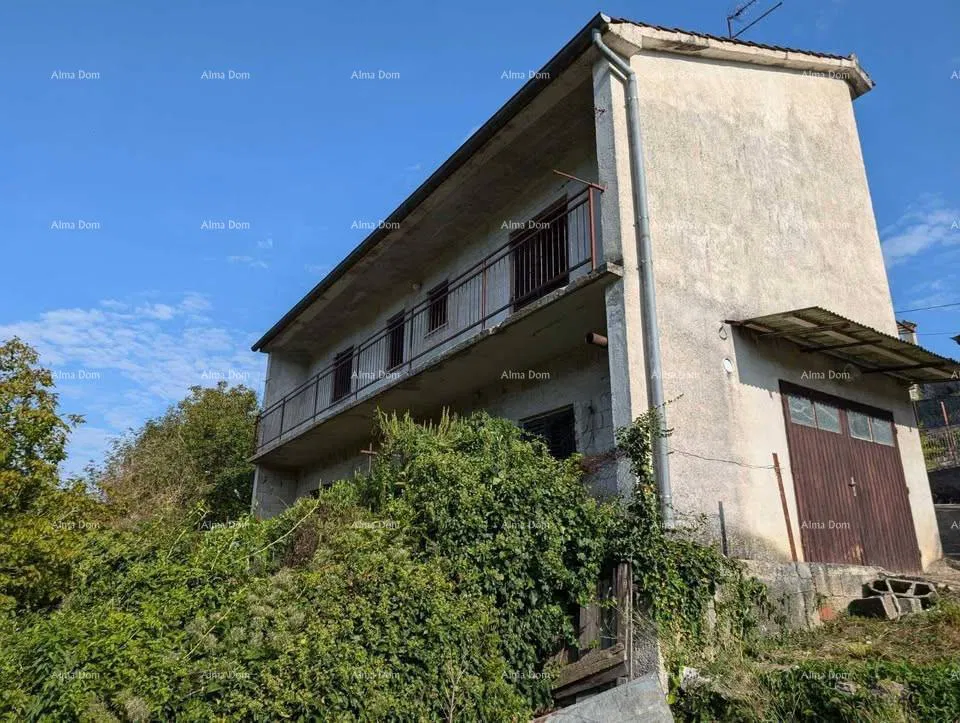 Prodaja samostojeće kuće s okućnicom i vrtom - Pazin