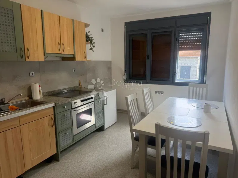 Hiša Šemovec, Trnovec Bartolovečki, 100m2