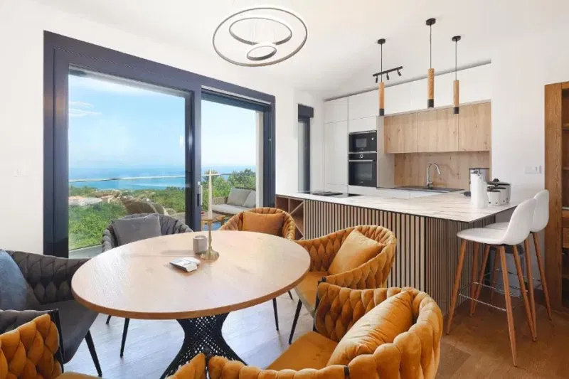 Duplex apartment with roof terrace and sea view – 2