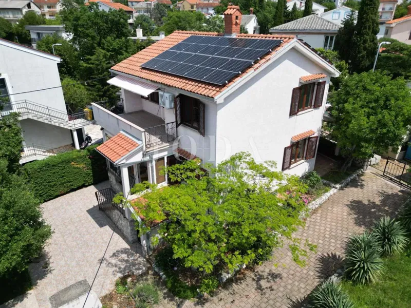 Kraljevica kuća Oštro
