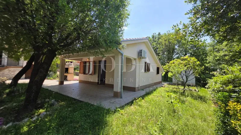 Kraljevica kuća blizu mora