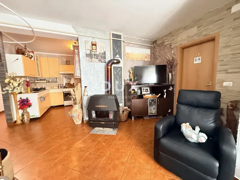 RIJEKA, GORNJI ZAMET - 3 hálószoba + nappali parkolóhellyel és egy 32 m2-es terasszal, újabb építésű – 2