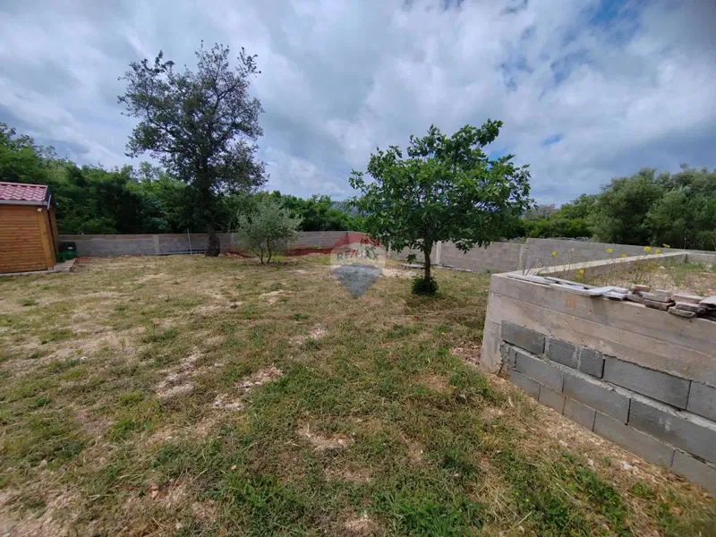 Non-structural plot Pinezići, Krk, 619m2 – 3
