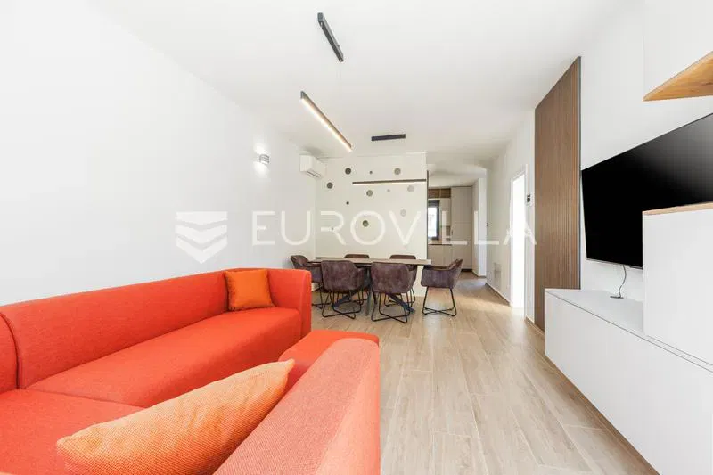 Istria, Poreč - Modern House with Private Garden, Jacuzzi and Sauna – 3