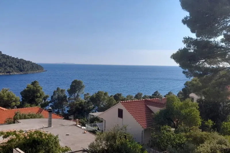 Građevinsko zemljište s pogledom na more